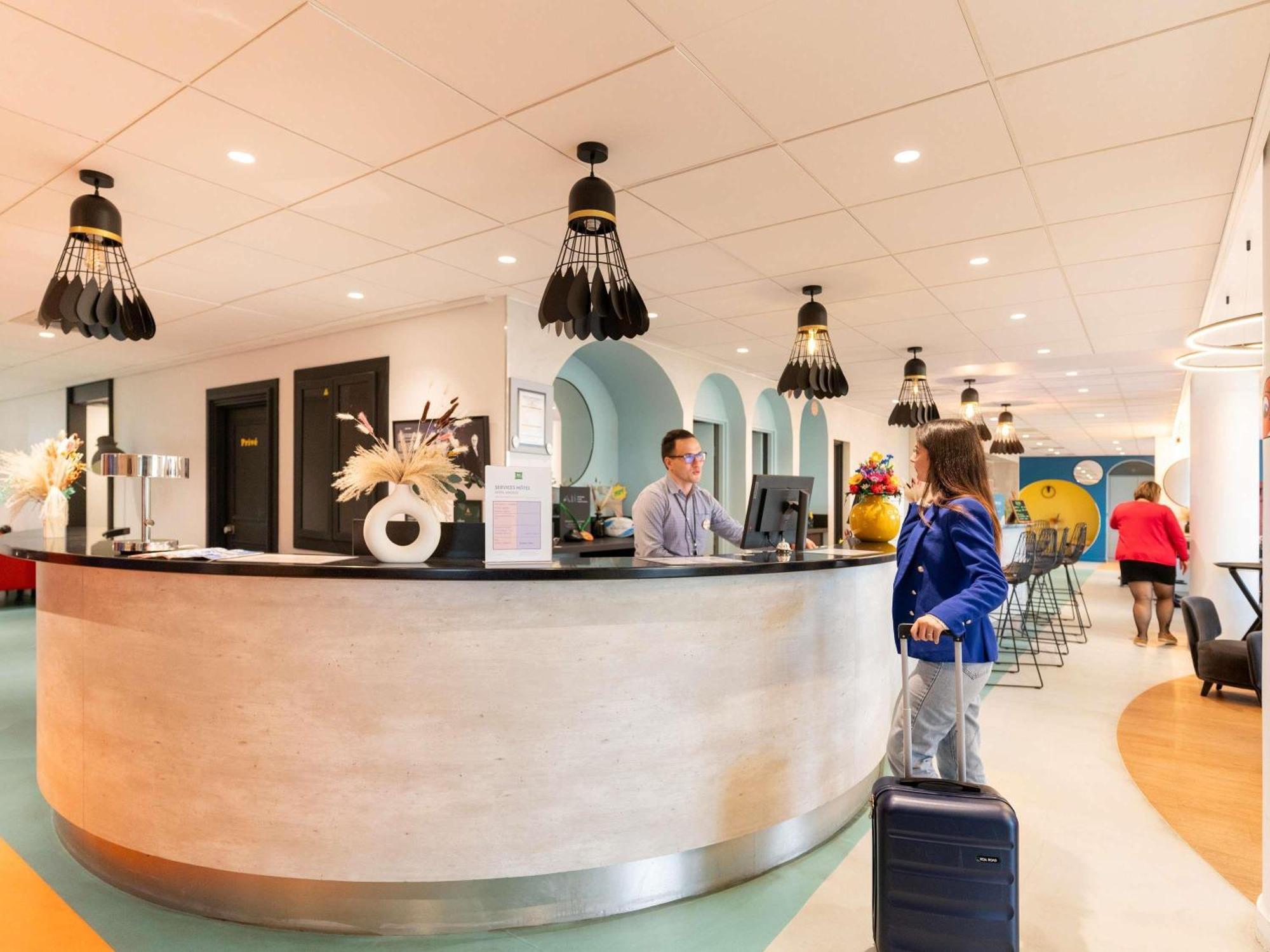 Hotel Ibis Styles Paris Saint Denis Pleyel Exterior foto